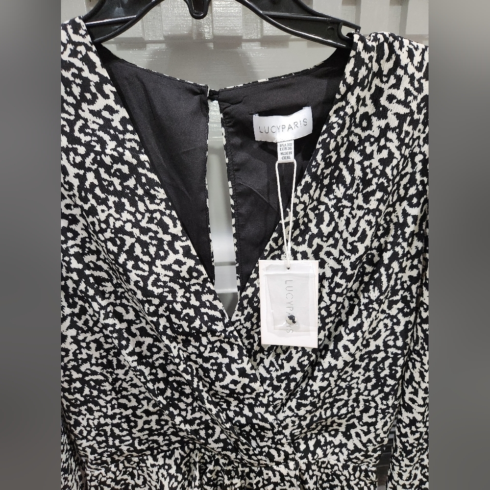 NWT Lucy Paris Izzy Long Sleeve Surplice Black and White Mini dress XS - Picture 2 of 4